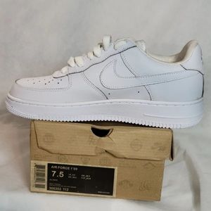 Nike Air Force 1